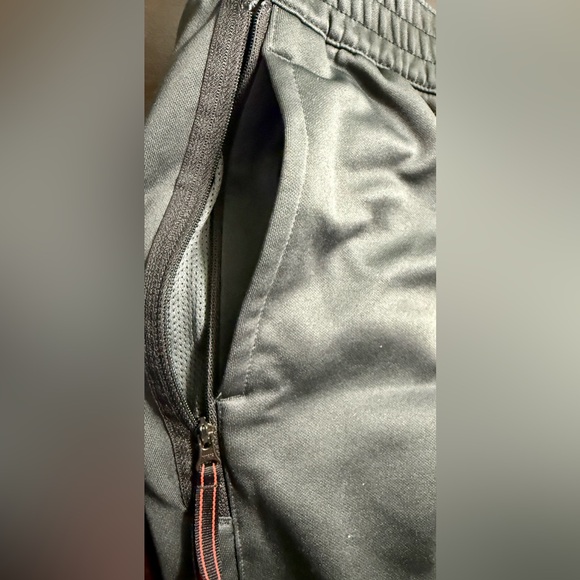 Nike Youth Large Dark Gray Black Jogger Pants Orange Swoosh Athletic - Picture 10 of 13